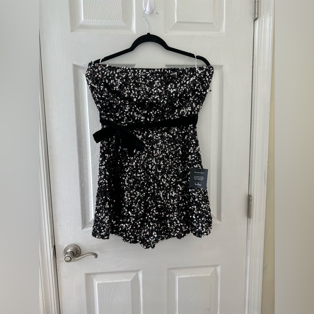 NWT Lulus: sequin jumpsuit with tie
